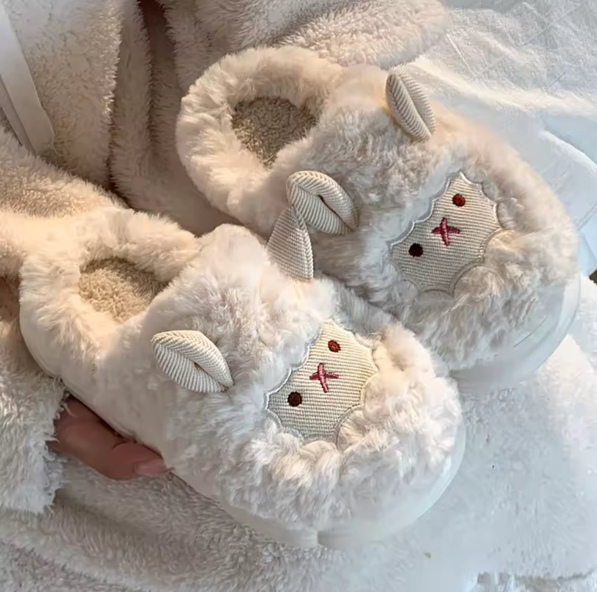 Ivy & Angus™ Soft-Stitched Cow Slippers